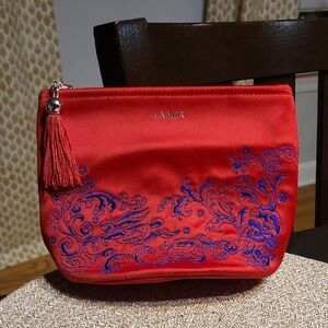 La Mer Red and Blue Embroidered Bucket Bag With Tassel 6x8